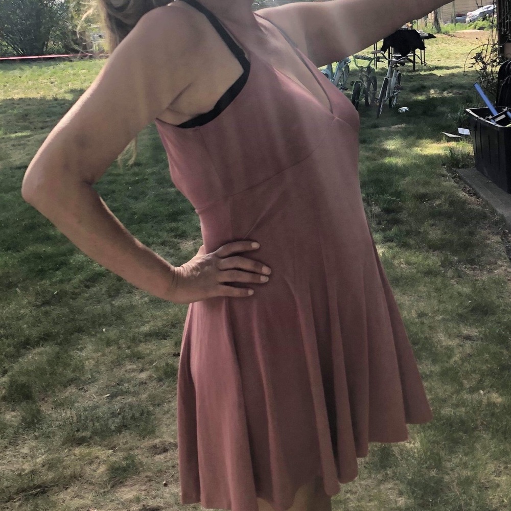 FULL TILT DRESS - Picture 6 of 6